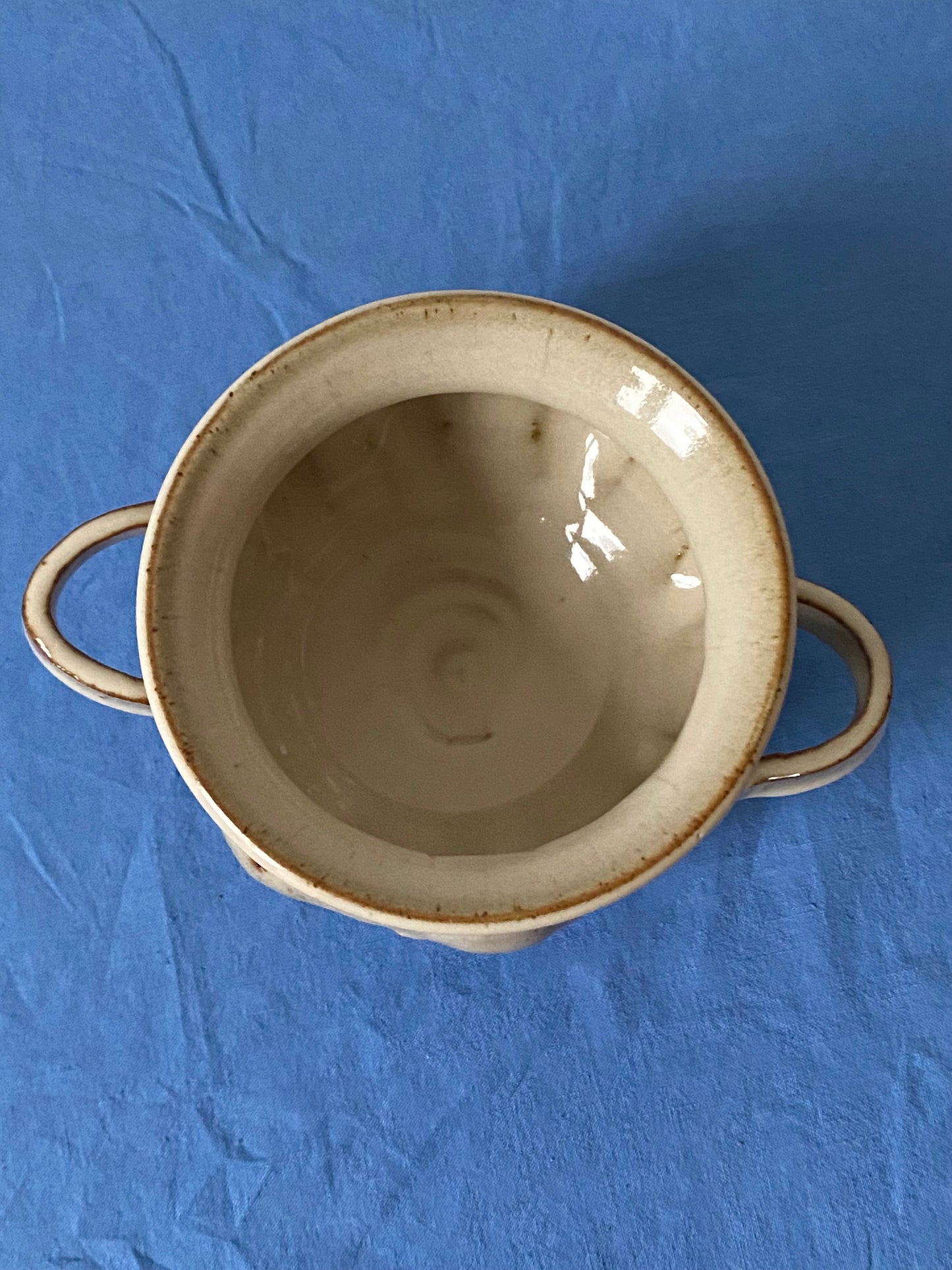 Cream personal soup toureen