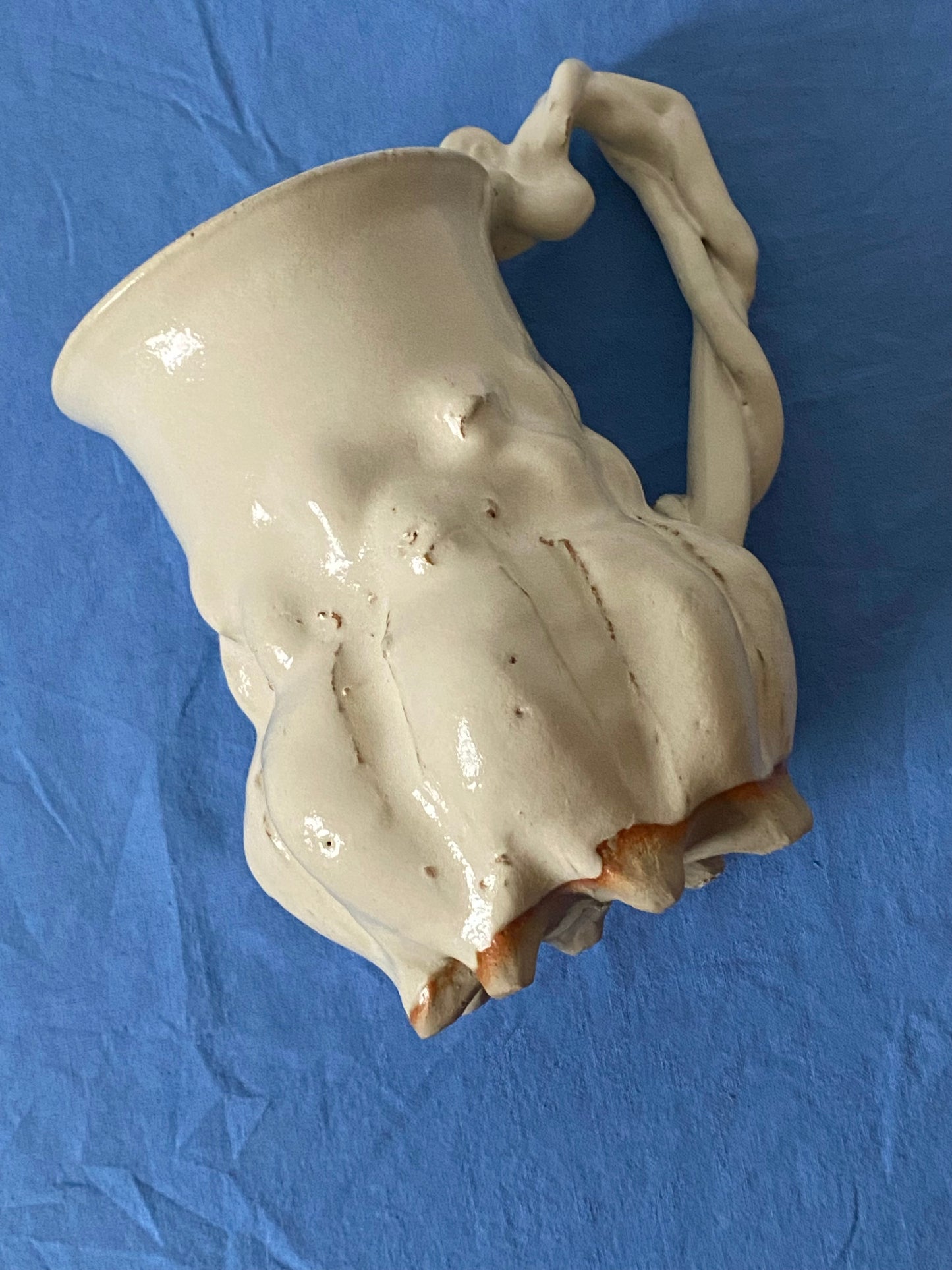 Cream vase with serpentine handle