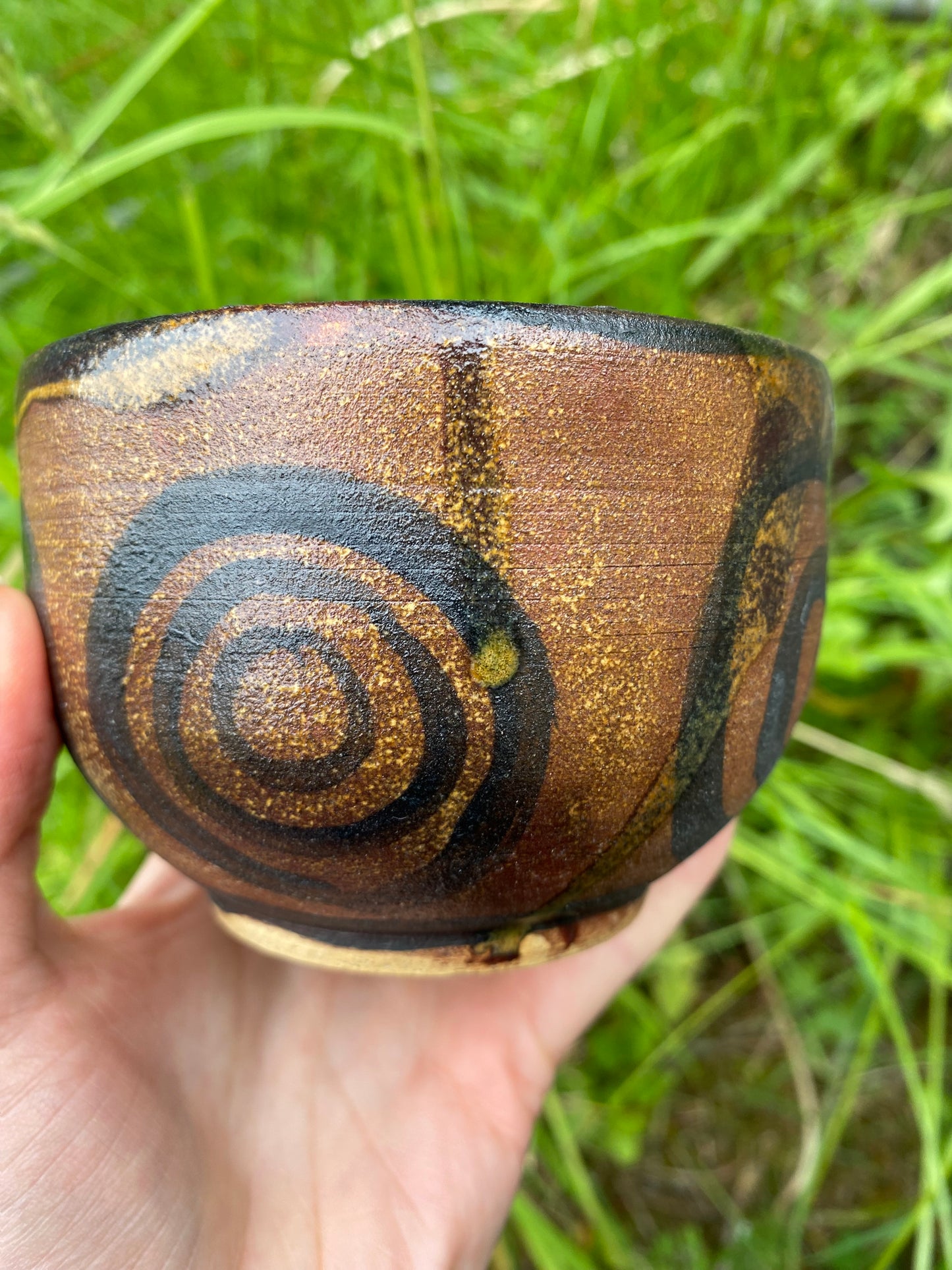 Small bowl or cup with concentric circles