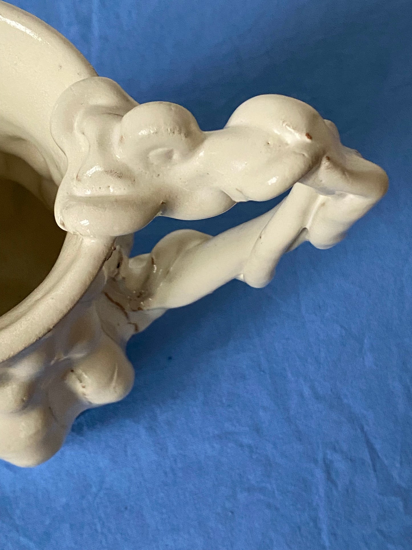 Cream vase with serpentine handle